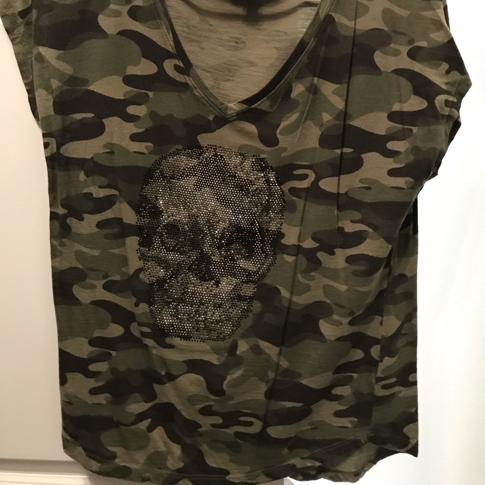 Rock Republic size small T-shirt